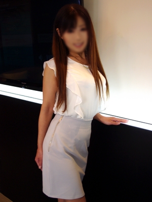 畑野理央